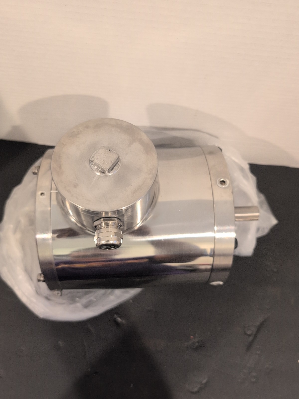 New Teco Westinghouse 1/2 HP Stainless Steel Severe Duty Wash down Motor…