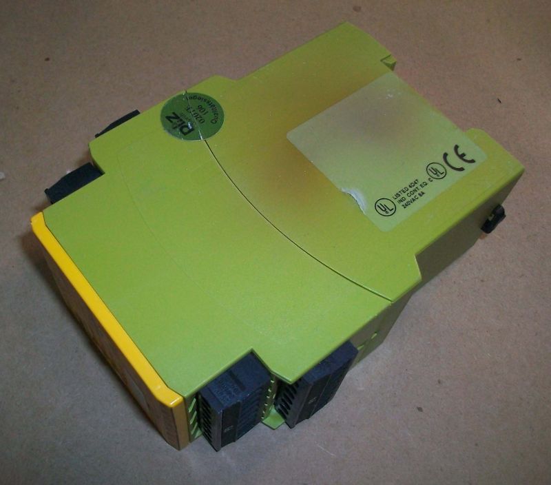Pilz Safety Relay PNOZX8P