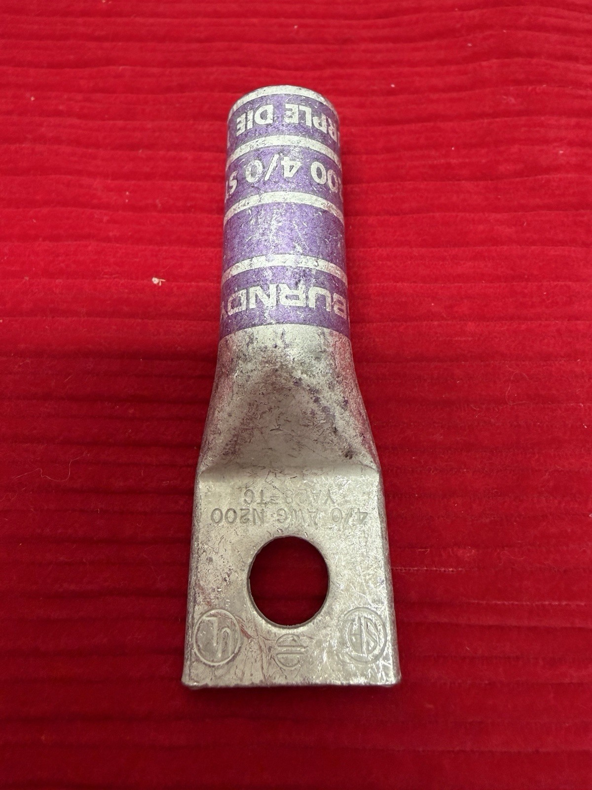 BURNDY YA28-TC 4/0, N200 1 HOLE 3/8″ Long Barrel, Purple Die 15