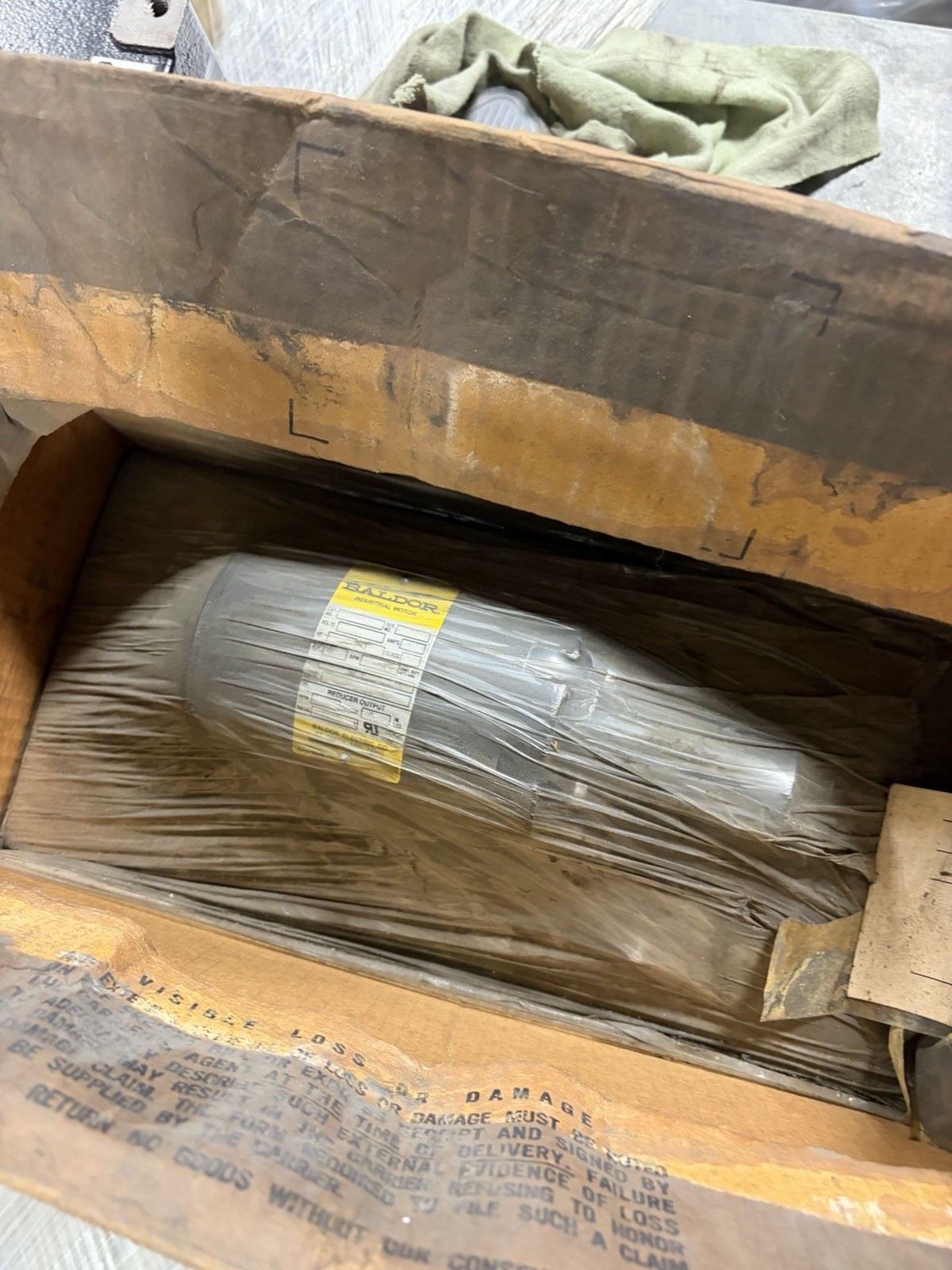NEW BALDOR GP3003 INDUSTRIAL MOTOR 90VDC 30-BA-0 1/15HP 0.6A