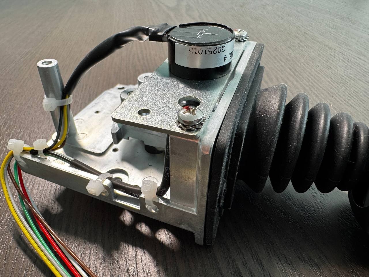 Industrial Hall Effect Joystick Controller MDJ22B-R5C2-48-4 P/N 162161 Trigger