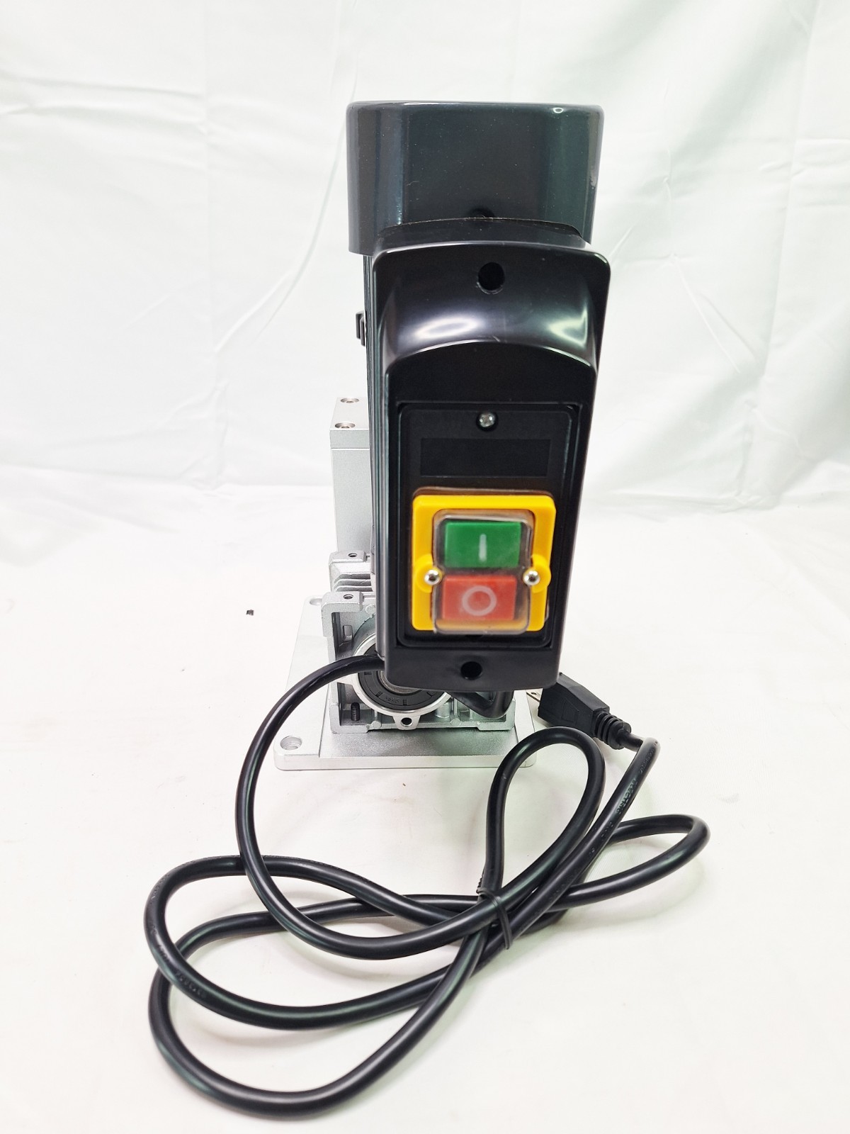 CREWORKS Electric, 0.06″-0.9″ Automatic Wire Stripping Machine – OPEN BOX