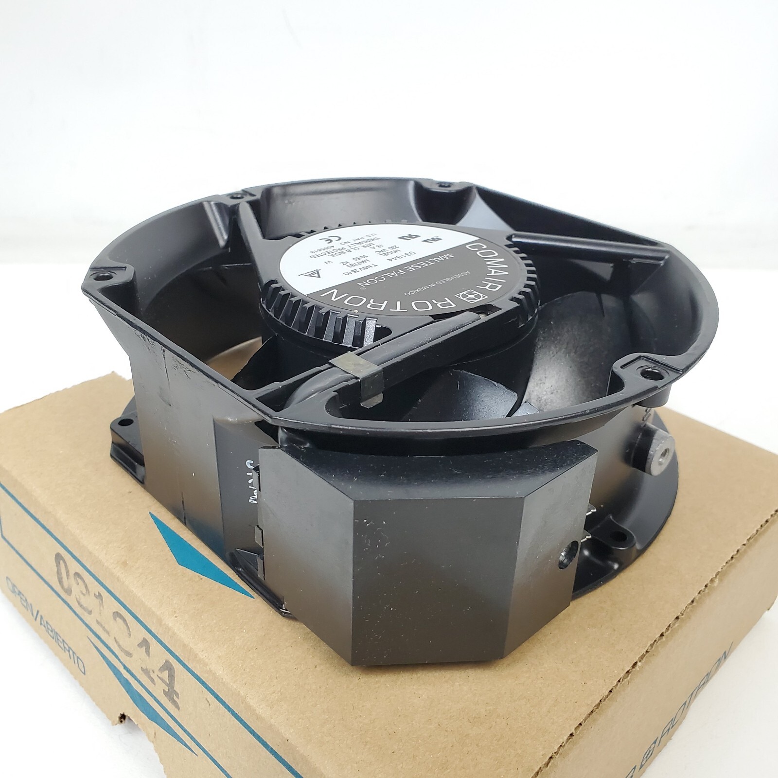 New Comair Rotron MA77B3 230 VAC 50/60 HZ Cooling Fan 031844