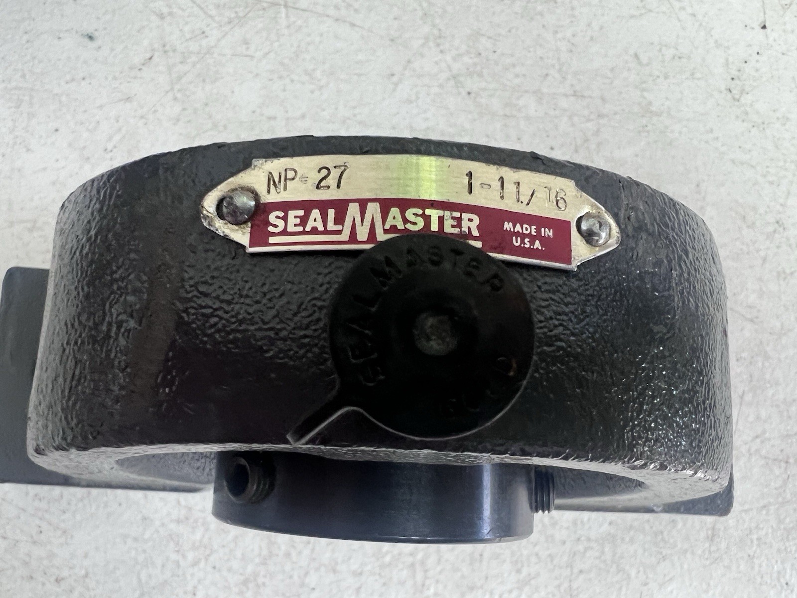 SealMaster NP-27 Pillow Block Bearing 1-11/16” Bore Gold Line USA Qty Available