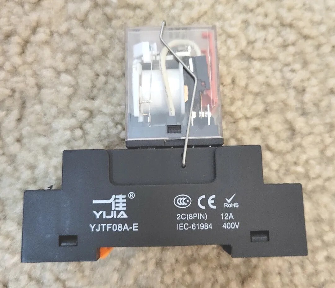Electromagnetic Power Relay, 8-Pin 10 AMP 24V DC Relay Coil with Socket Base