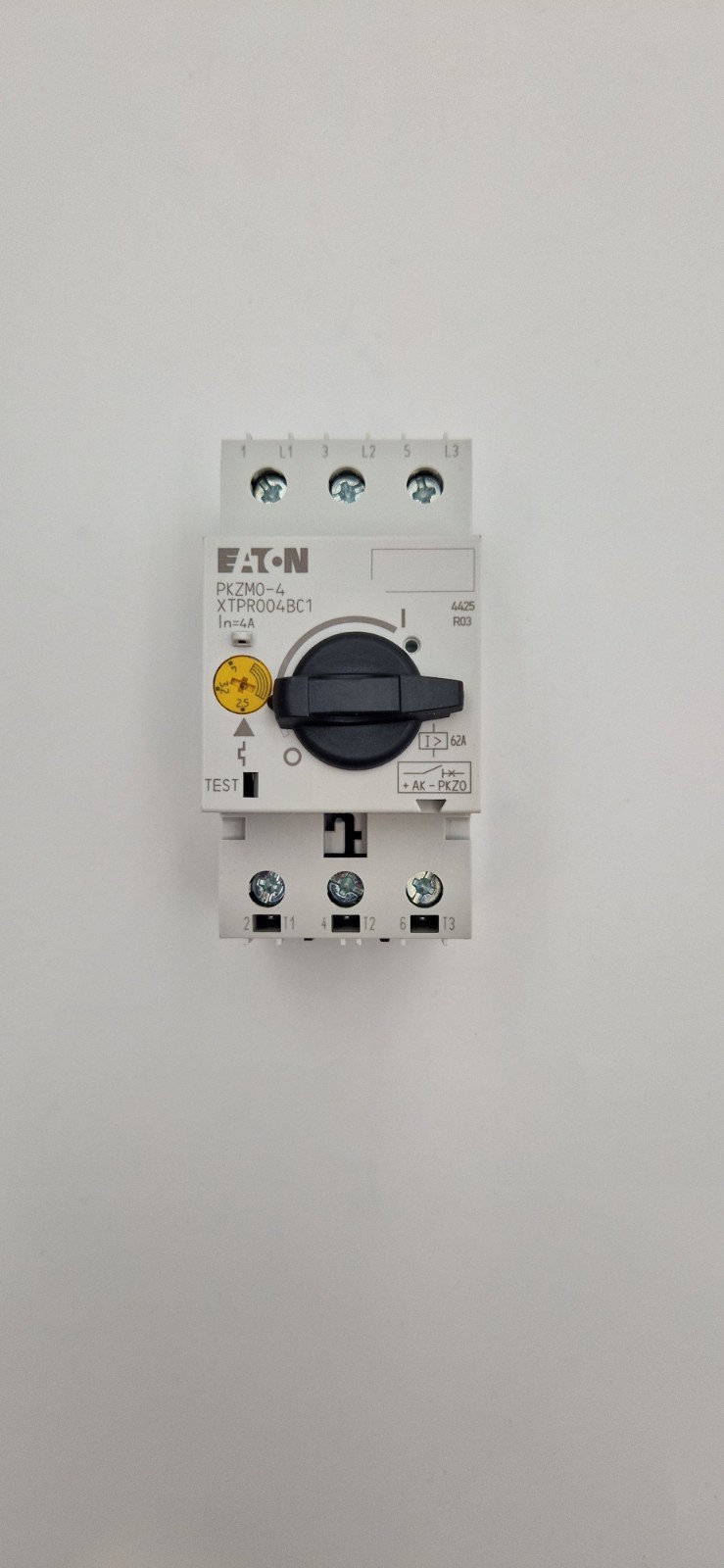 EATON Thermal Magnetic Circuit Breaker Motor Protect PKZM0-4 0.75 kW US New