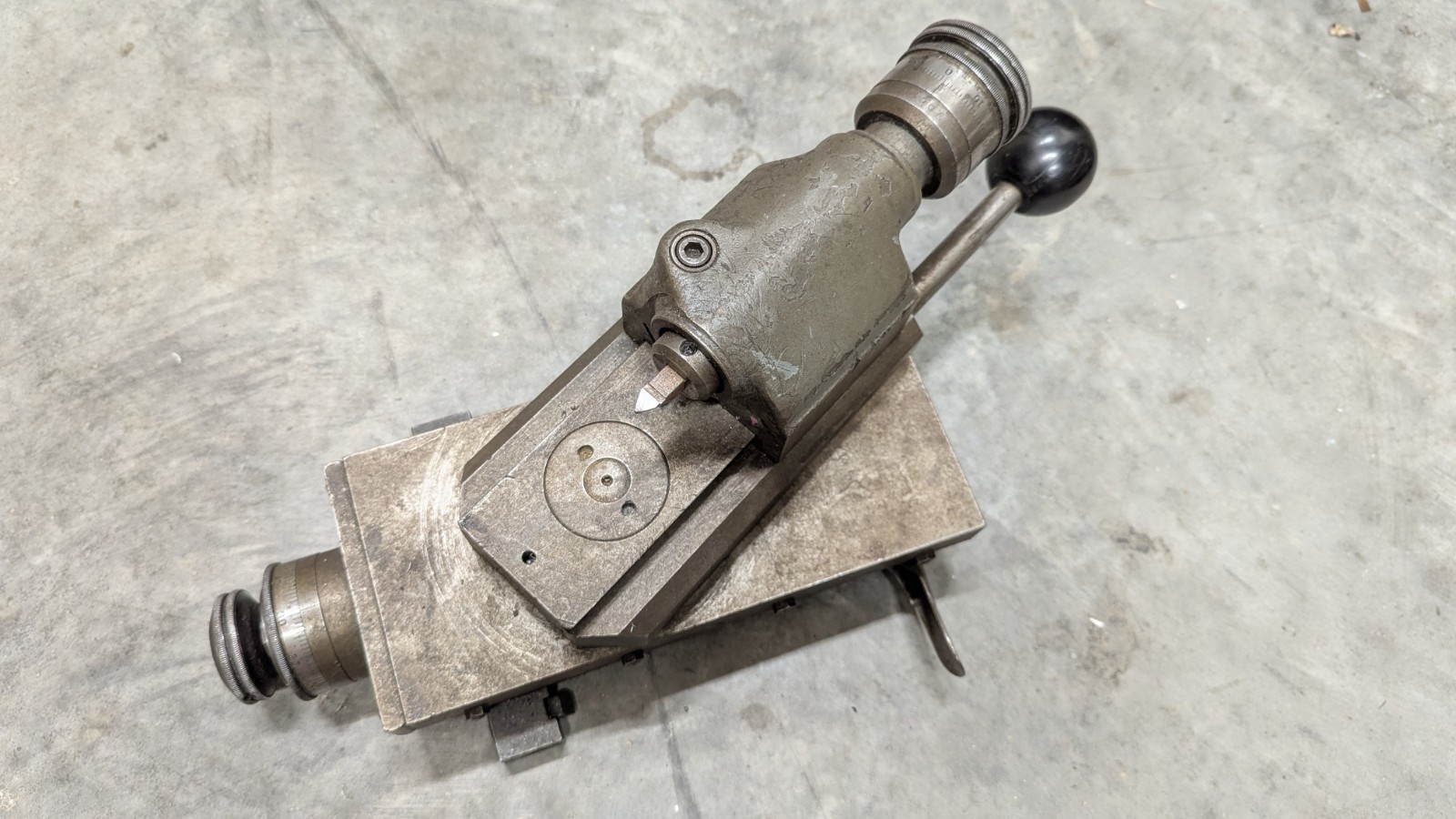 Hardinge radius turning attachment for DV-59 DSM-59 lathes 3.5″ dovetail bed D14