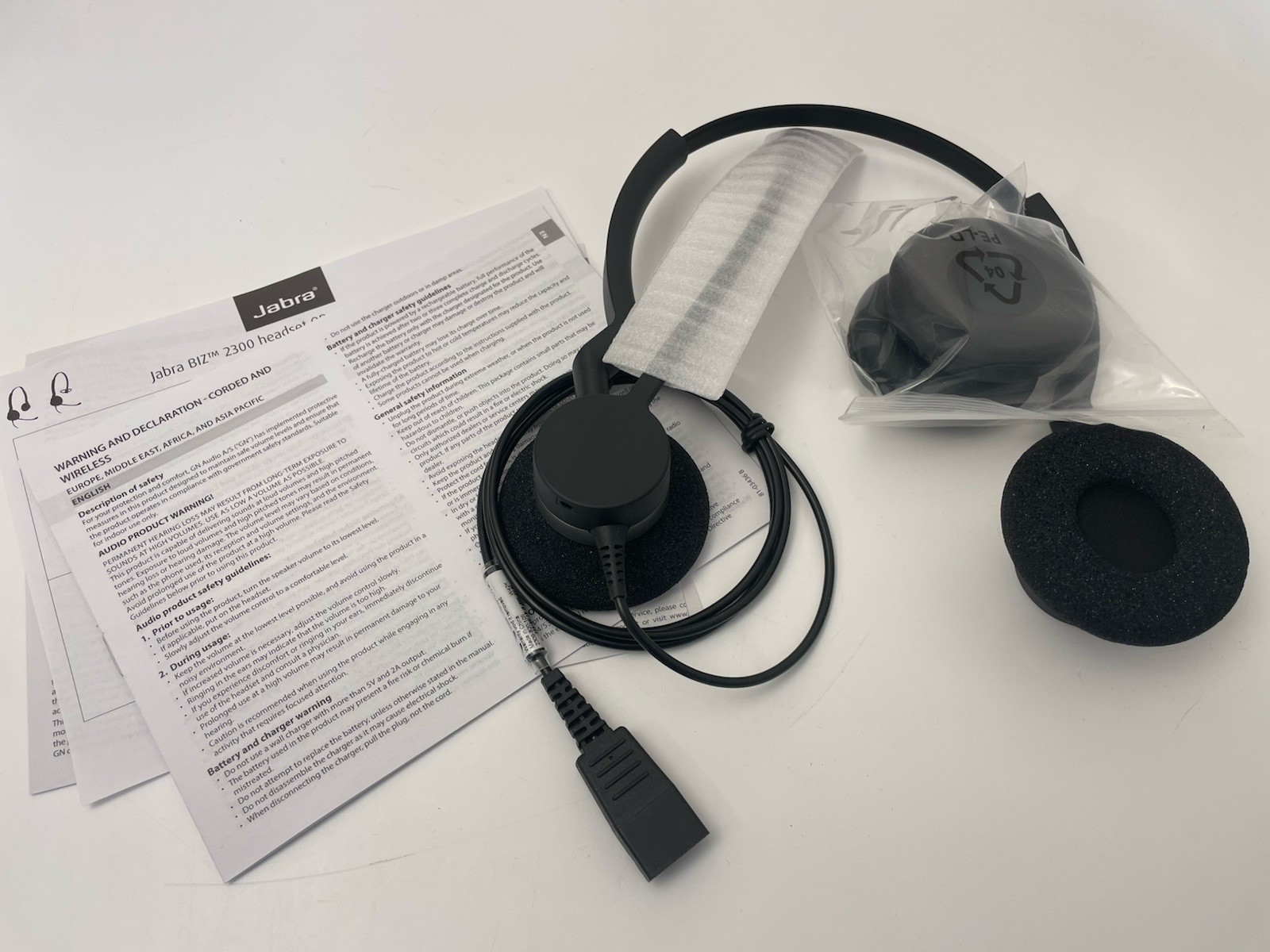 Jabra Biz 2300 Duo Noise Canceling Mic Headeset USB 2309-820-105 New