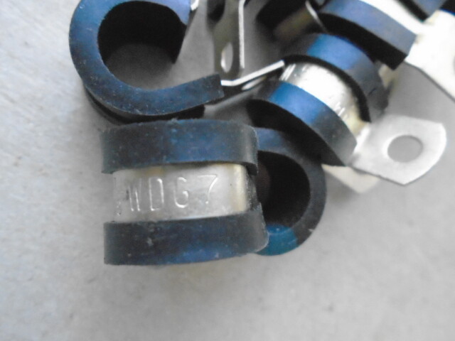LOT OF 10 EA NOS UMPCO LOOP CLAMPS P/N: MS21919WDG7