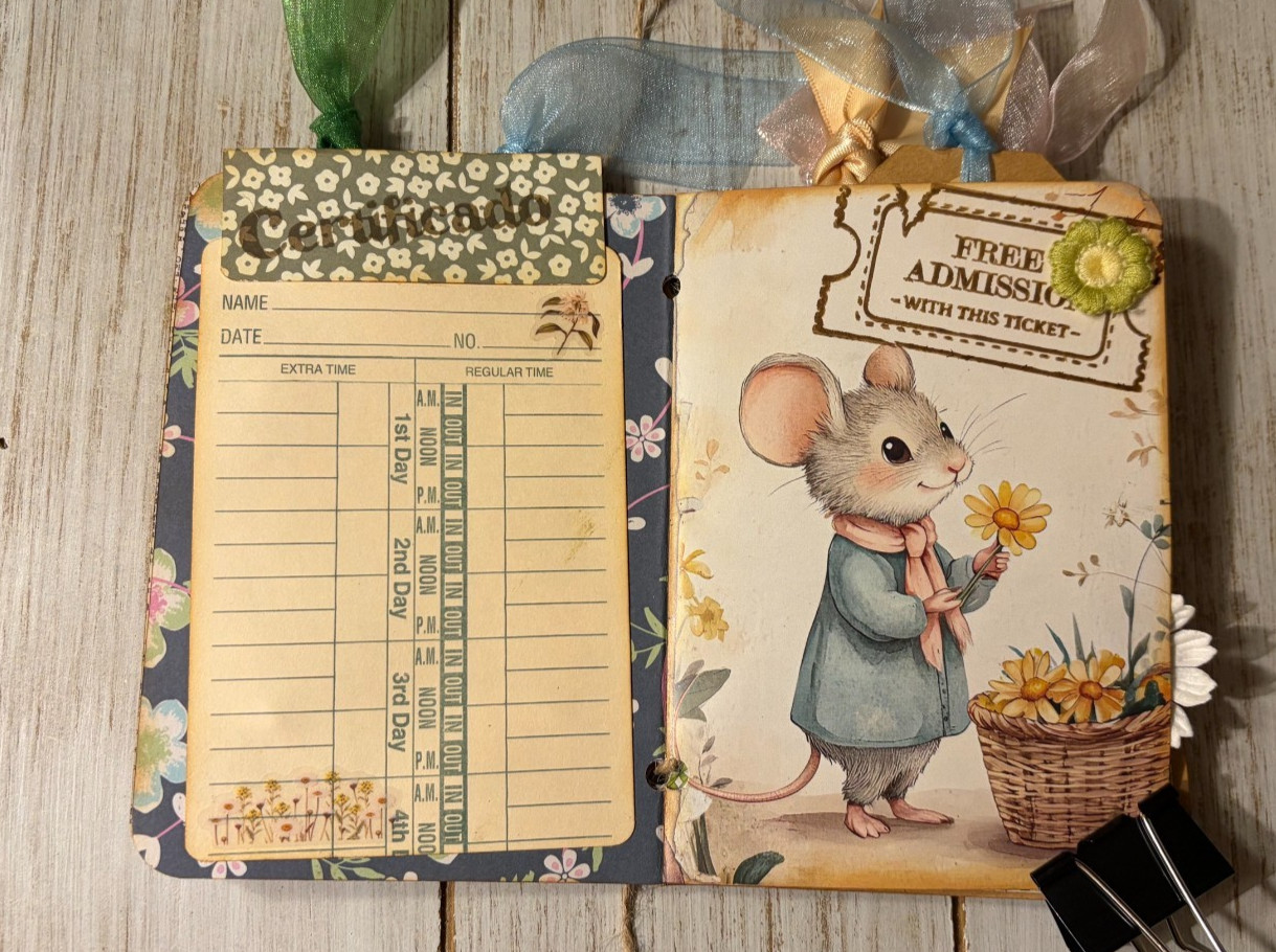 Junk Journal Handmade Booklet Book Vintage «Forest Animals» Pockets, Ephemera