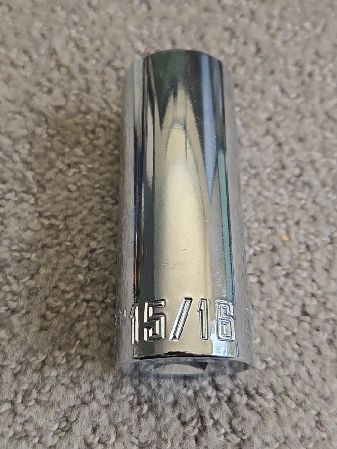 Craftsman CMMT47529 15/16″ 12pt Deep Well Socket 1/2″ Drive