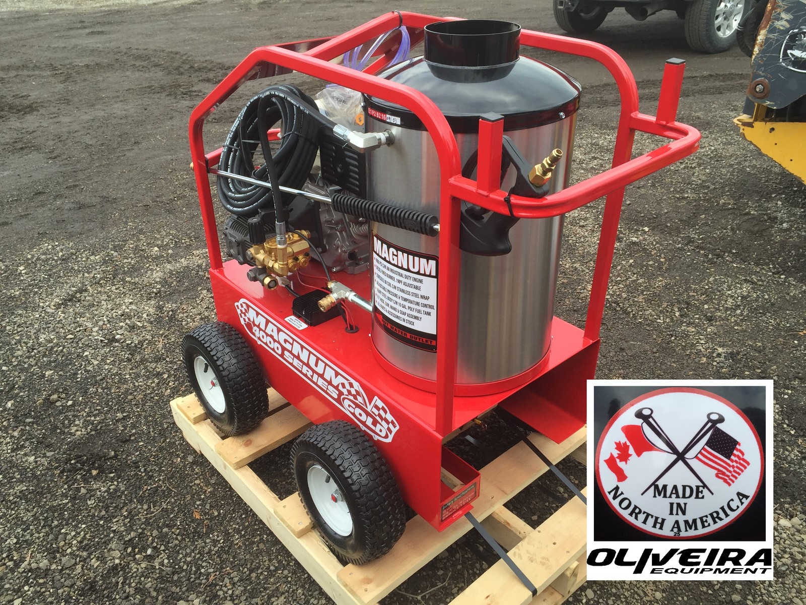 ***SALE*** Magnum 4000 PSI Hot water pressure washer, 15 HP Gas units