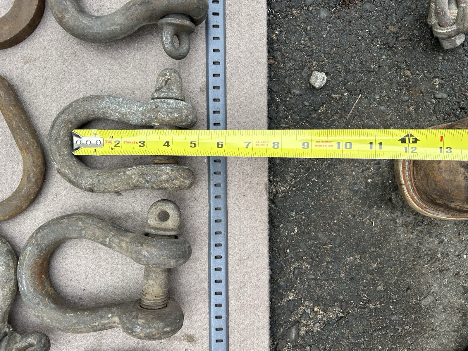 Assorted Large And Heavy Duty Shackles Two Crosby’s And Two Pairings