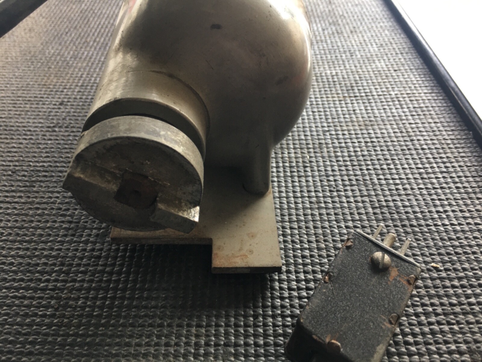 GE GEAR MOTOR SP-1510-34211 230V AC or DC