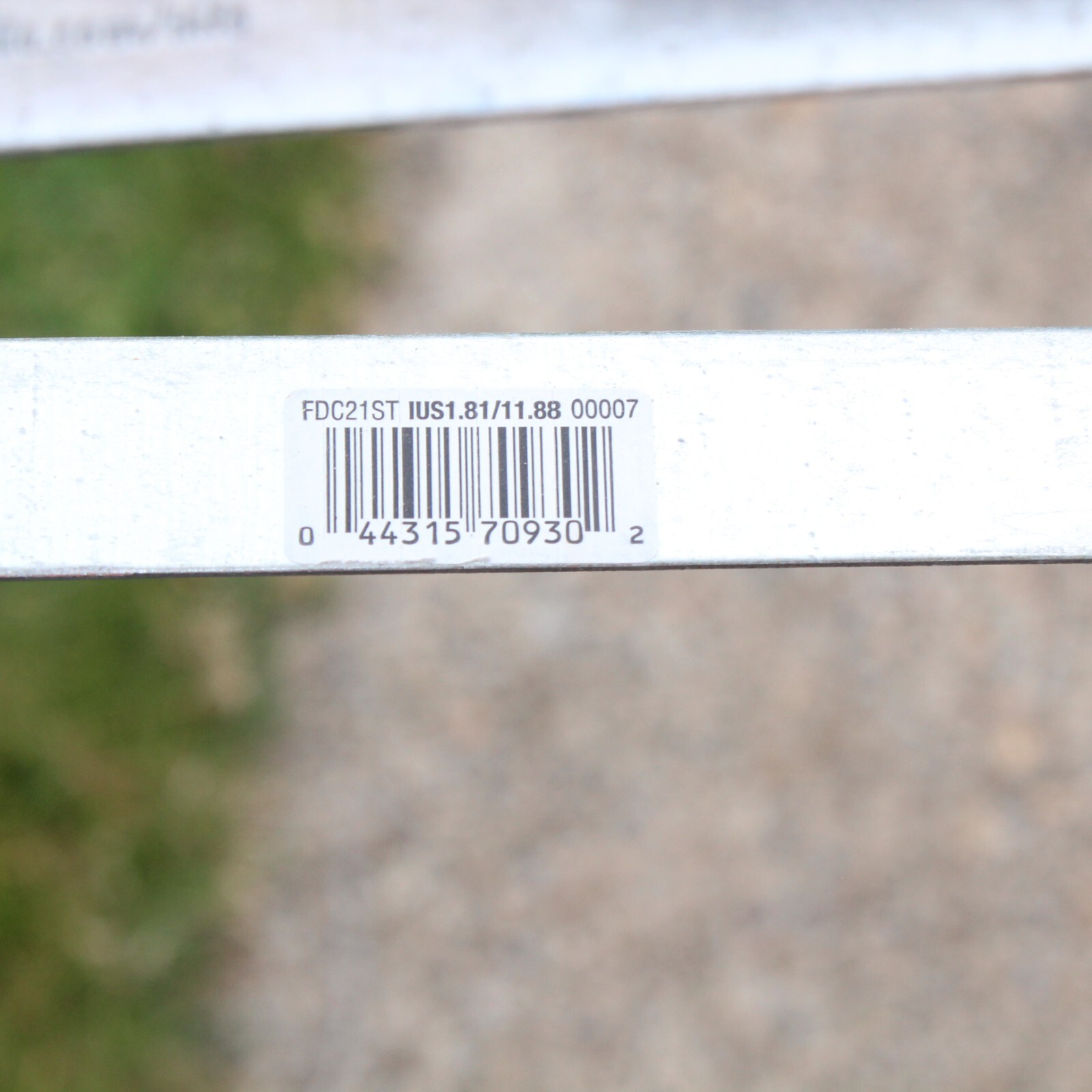 8 SIMPSON STRONG TIE IUS1.81/11.88 FACE MOUNT I-JOIST HANGER – G90 GALVANIZED