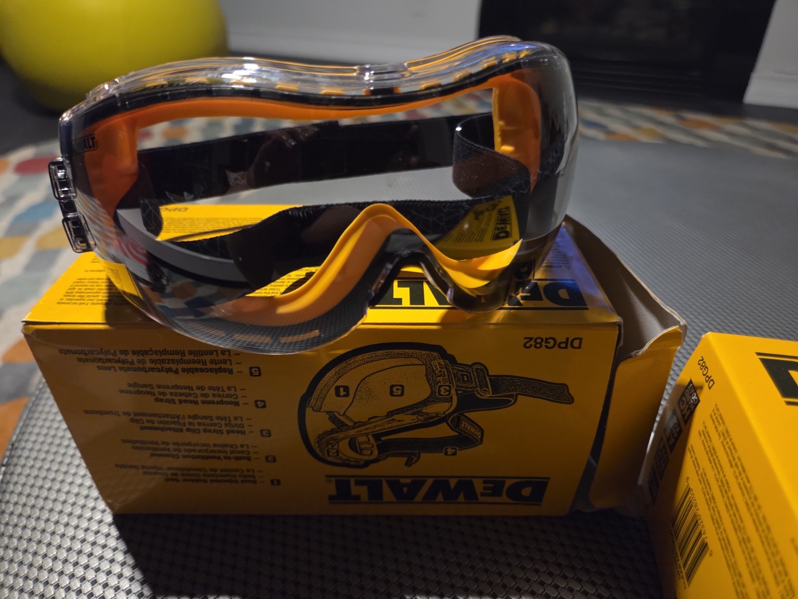 DeWalt DPG82-11 Clear Anti-Fog Concealer Safety Goggles Lot Of 2