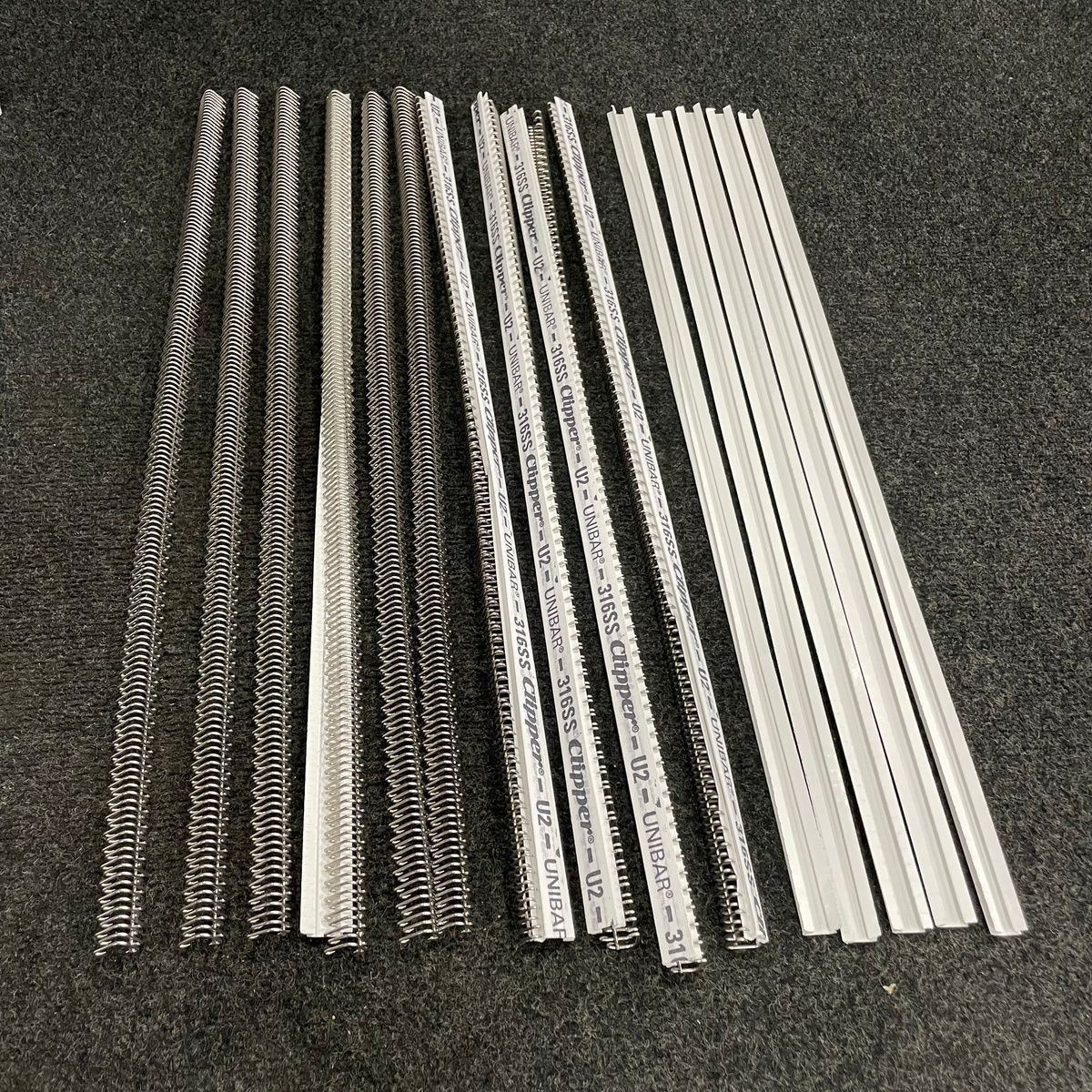 CLIPPER Unibar Wire Hook, 5/32″ to 3/16″ Belt Thickness Range 18507 Lot of 10 *
