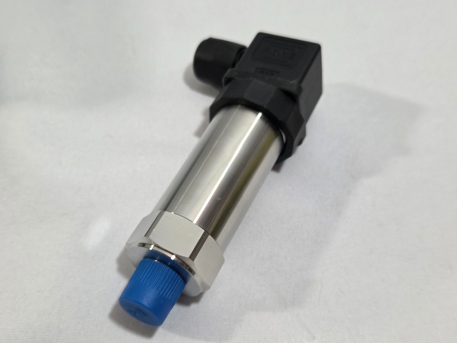 1000PSI Pressure Transmitter, Industrial Pressure Transducer 4-20mA 0.5% FS – 24