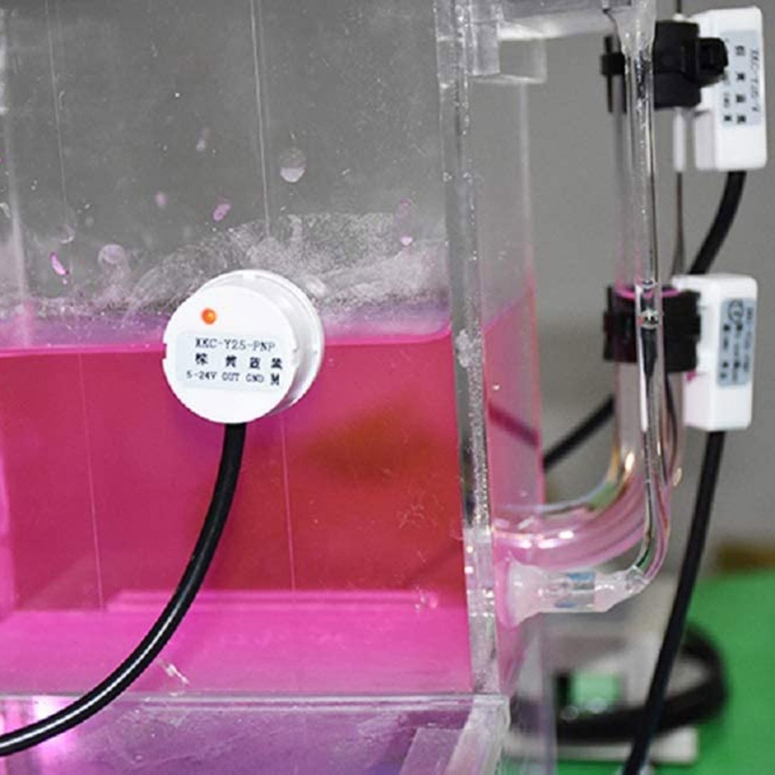 XKC Y25 T12V Liquid Level Sensor Detector Water Non Contact Manufacturer1656