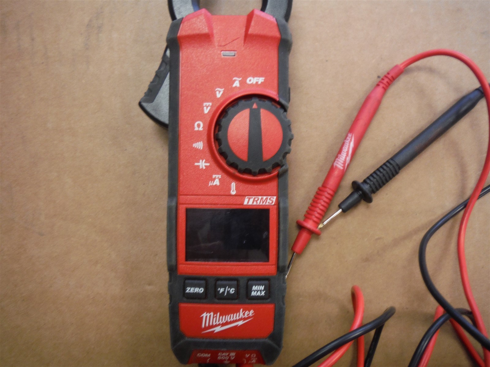 Milwaukee 2236-20 True RMS Multi Meter Clamp Cat III *216A