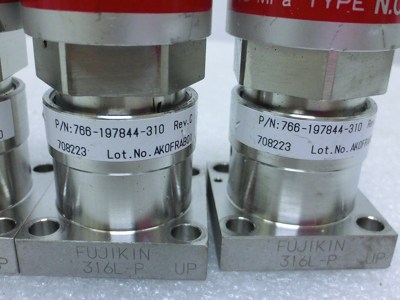 5pcs Fujikin 708223 Lam 766-197944-310 Rev C O.P. 0.5~0.6mPa N.C. Diaphragm~9932