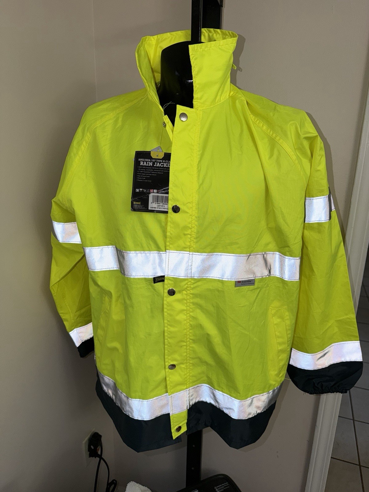 OccuNomix Type R Class 3 High-Vis Breathable Rain Jacket LUX-TJR Size Large New