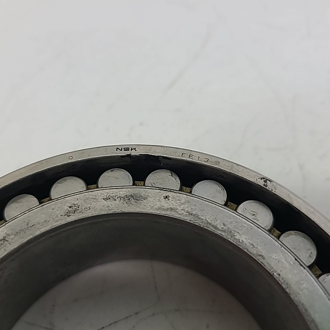 NSK NN3014 CC1P4 EE13 Double Row Cylindrical Roller Bearing