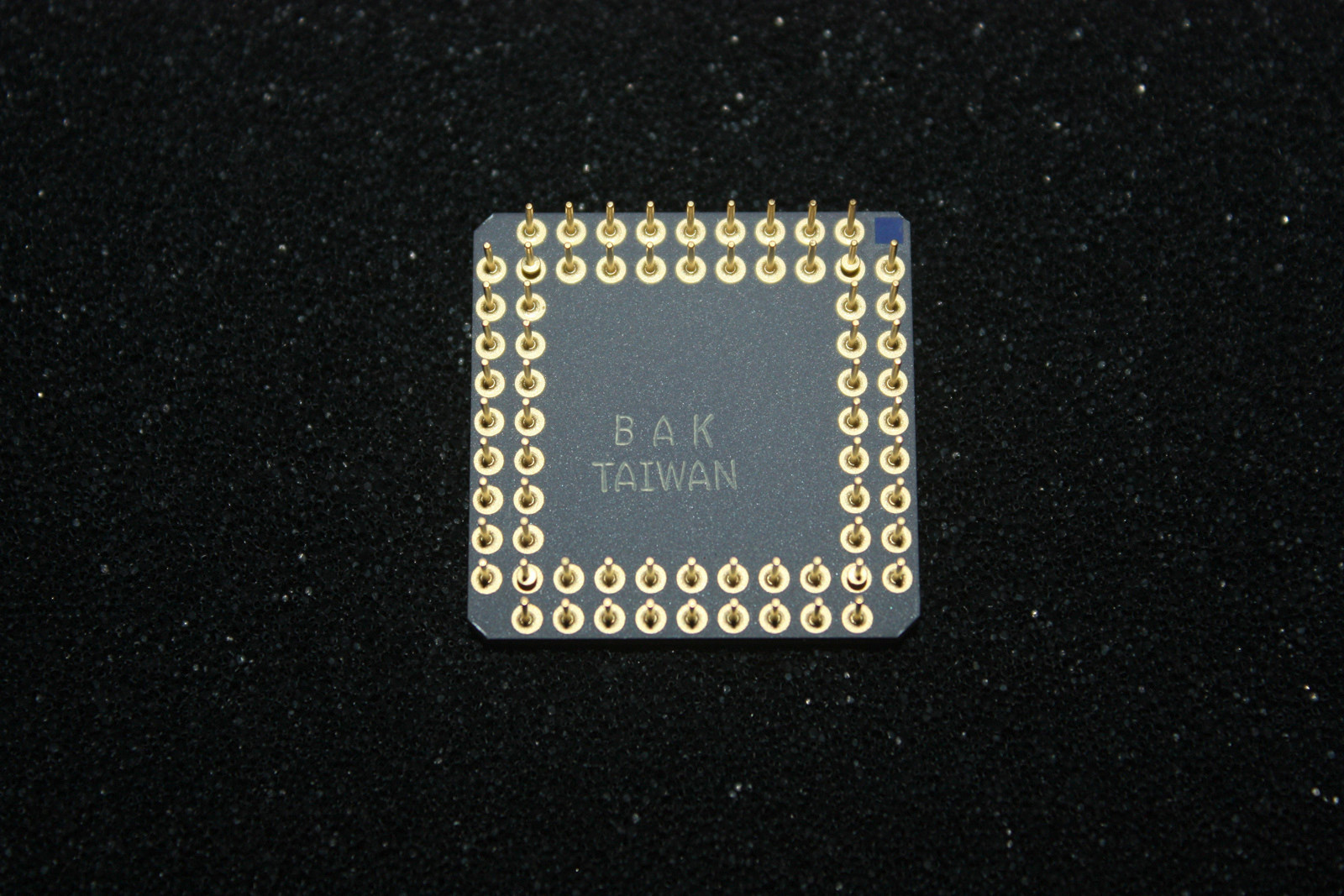 Vintage Texas Instruments TMS320C256GBL DSP – Gold Ceramic PGA 68 TI