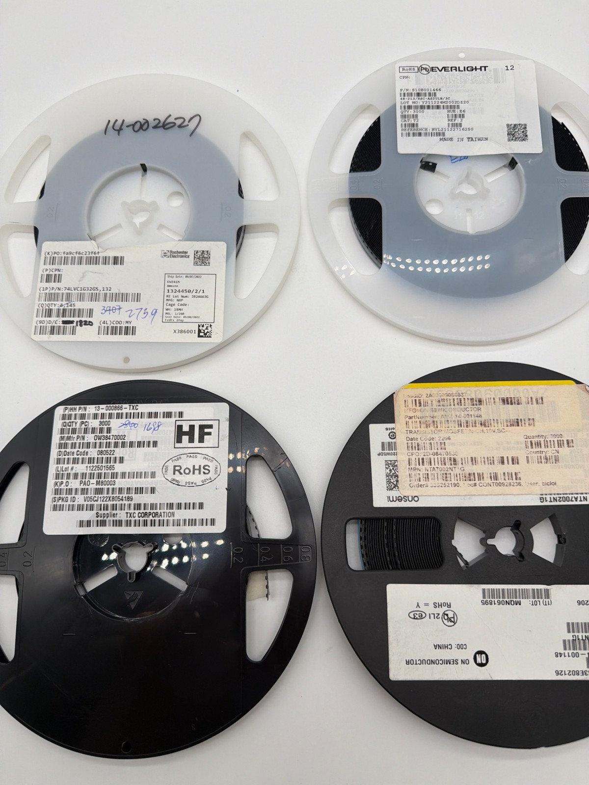 Mixed Lot 4 Reels MOSFETs LEDs Logic ICs 13K+ Pcs ON Semi NXP Everlight New