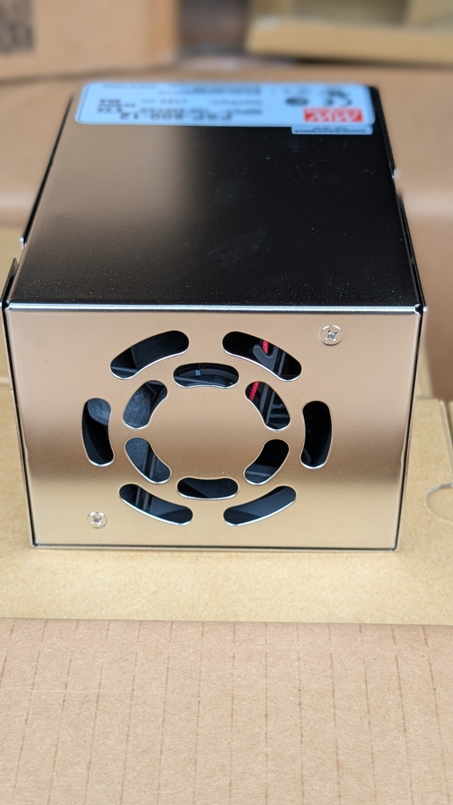 12Vdc 50A, 12Vdc PFC Power Supply Parallel Function 12V 50A, 600 Watts