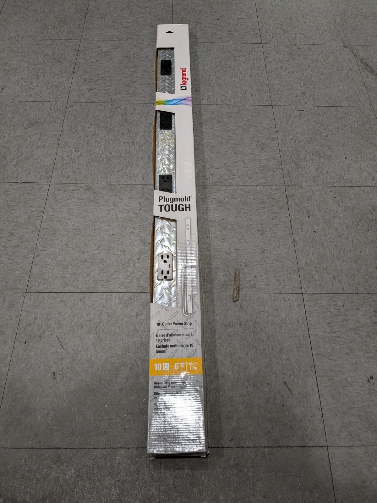 Wiremold Plugmold 4' Heavy Duty Steel 10 Outlet Powerstrip PM48TC