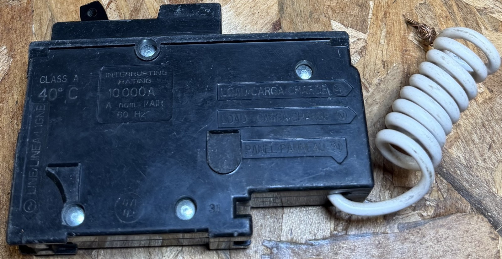 Square D Homeline HOM120GFI Circuit Breaker