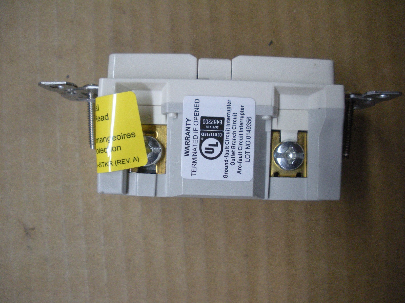 15A Duplex Arc Ground fault combo Lot of 2 TRAFGF15 tamper resist 60 available