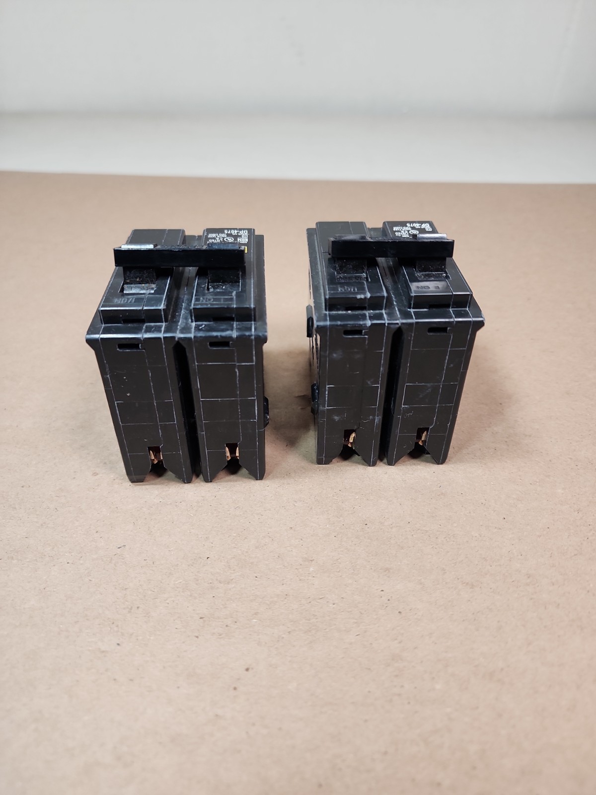 Lof Of 2 Square D 30A Double Pole HOM230 Circuit Breaker HOM230 New