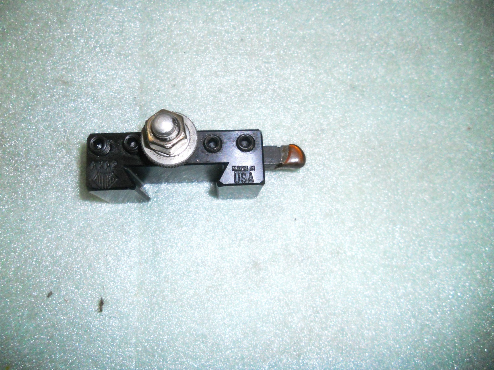 Aloris AXA-2 Quick Change Turning, Boring, and Facing Tool Holder