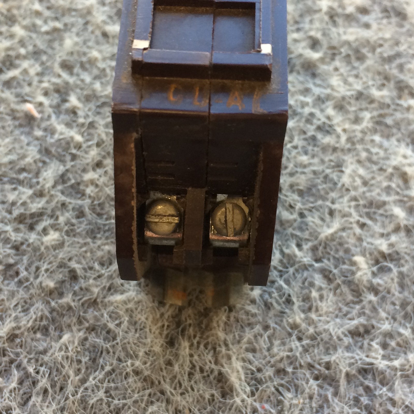 WADSWORTH B1515 A1515 TWIN BREAKER 1-POLE 15A & 1- POLE 15A WA1515 – Flaw –