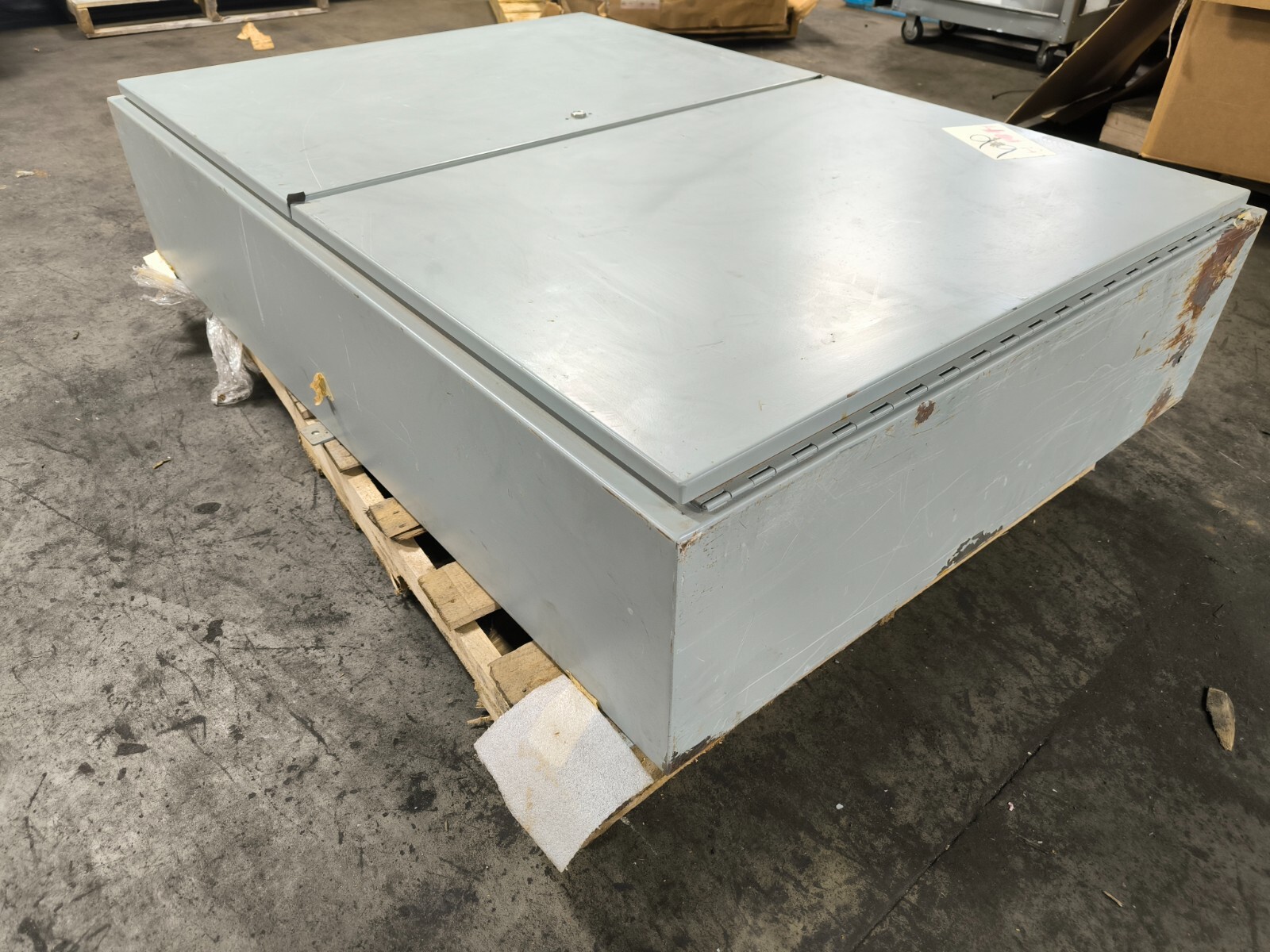 Hoffman A-426012WFALP Industrial Control Panel Enclosure Type 12 Rainproof NOS