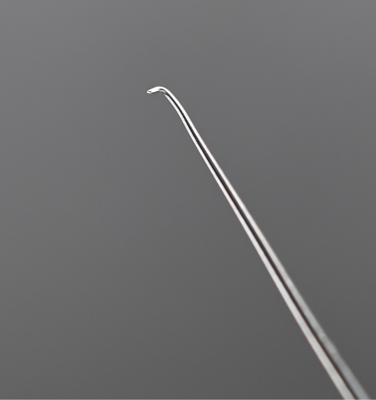 AESCULAP MA181R Day Ear Hook, Blunt, Straight, 6.25″