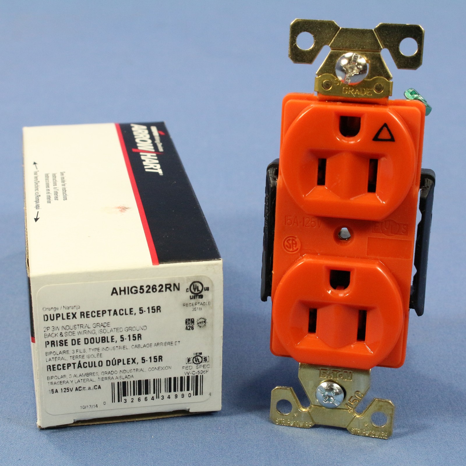 Cooper/Eaton Orange Isolated Ground Receptacle Outlet w/Wings 15A AHIG5262RN