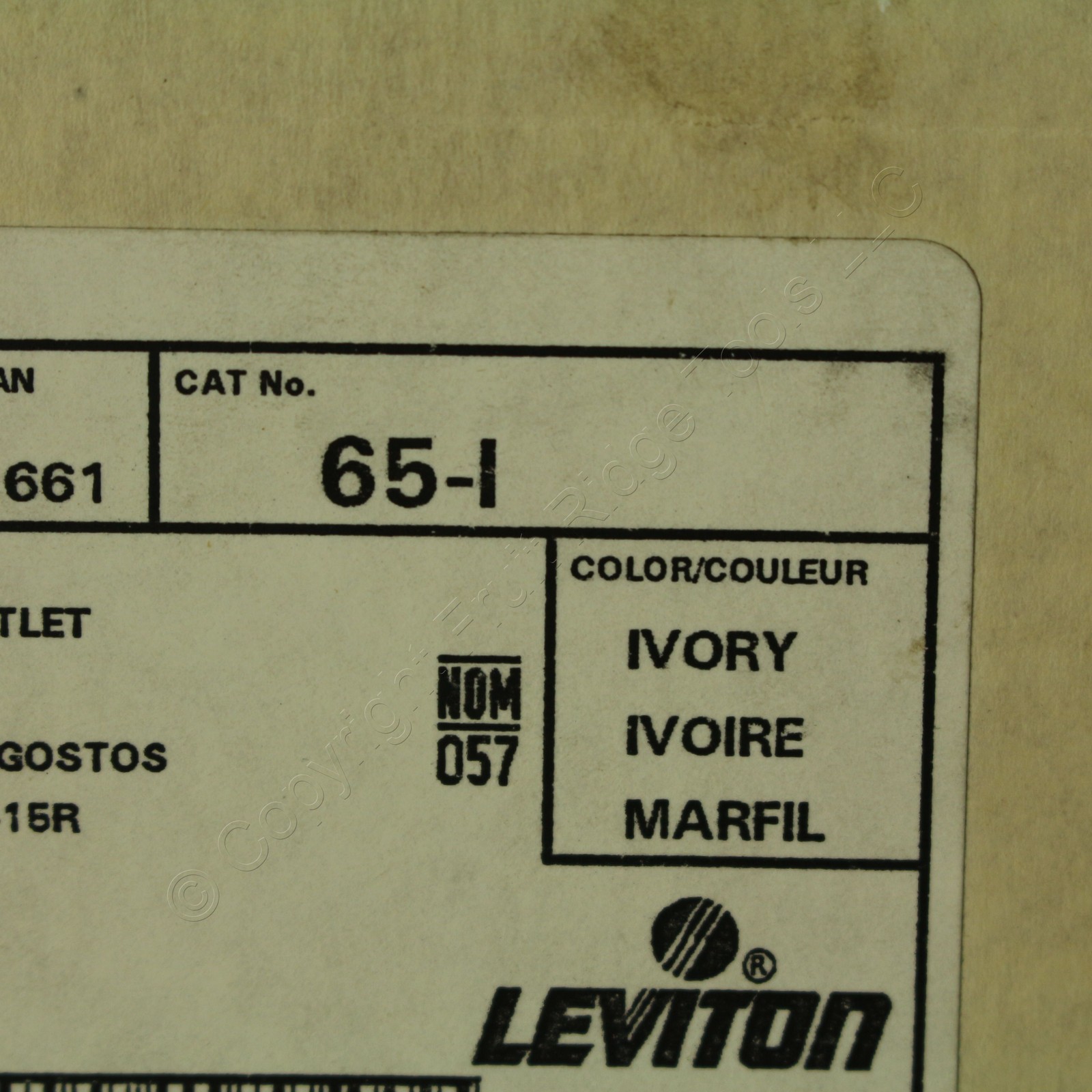 10 Leviton Ivory Polarized Plug-In Triple Tap Outlet Adapters NEMA 1-15 15A 65-I