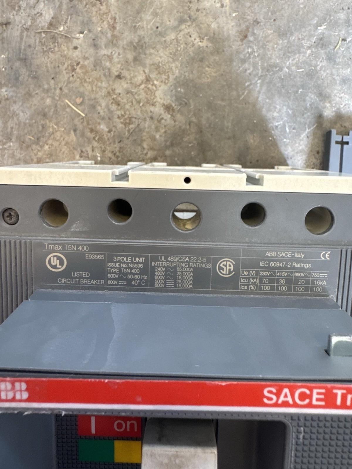 ABB Tmax T5N 400 400A 3-Pole Circuit Breaker 600V Panel Mount Thermal