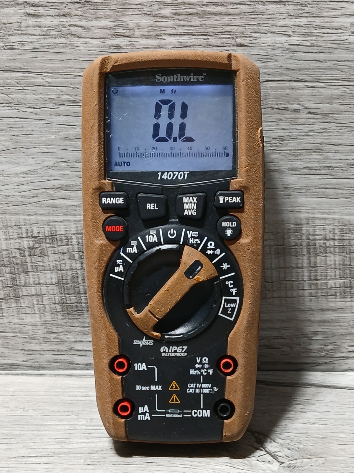 Southwire 14070T TechnicianPRO Cat IV 600V True RMS Precision Multi-Meter