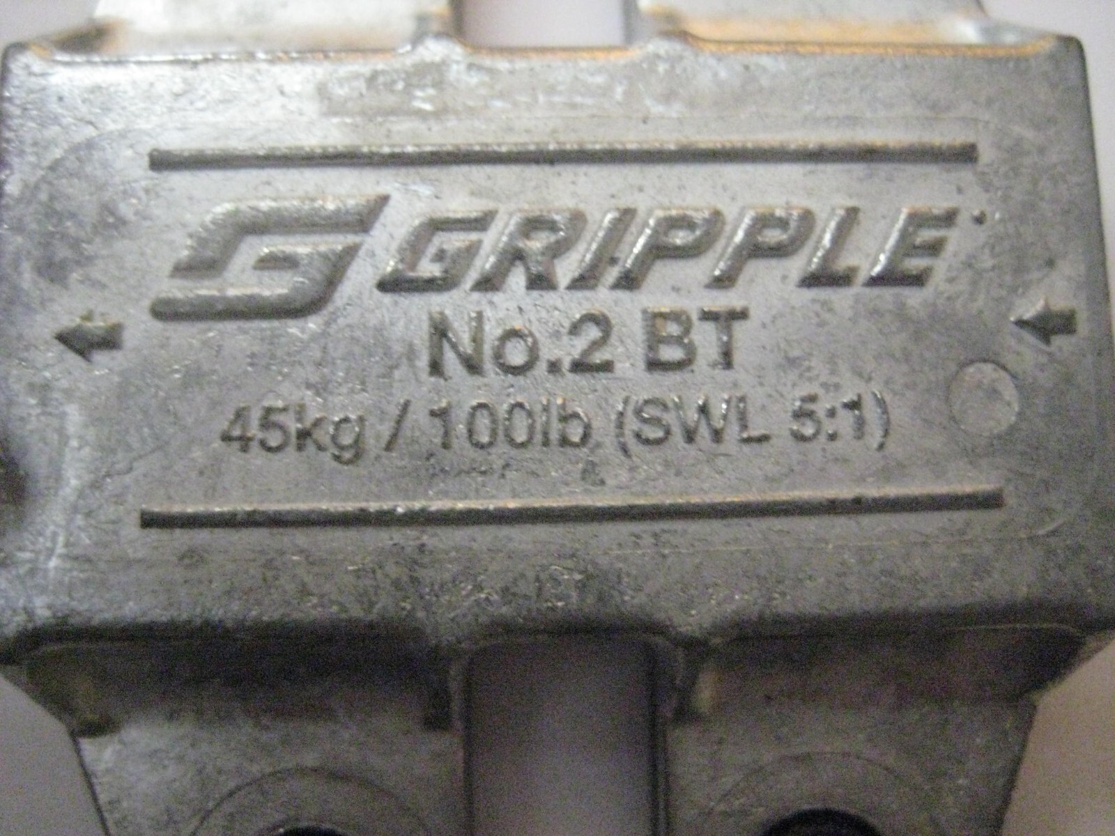 Lot of 13 Gripple Cable Butterfly Hanger No. BT-2 100LBS Capacity