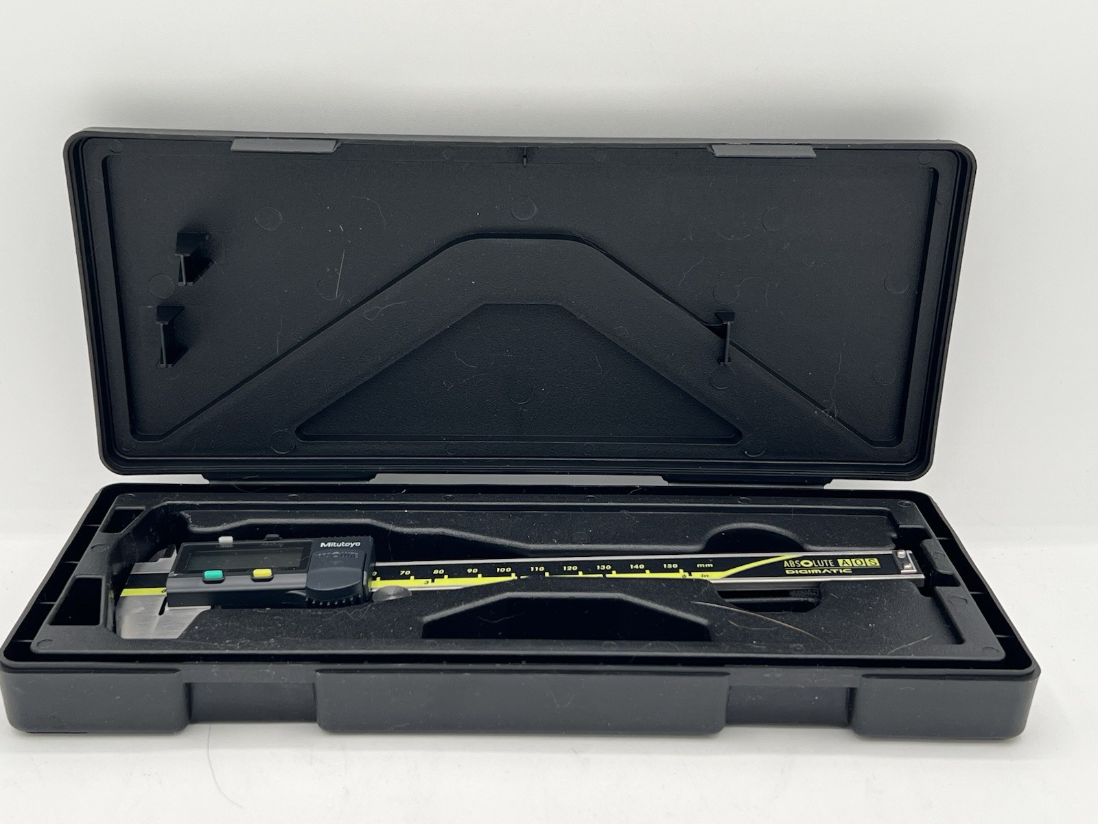 Mitutoyo Digital Caliper 500-196-30 0-6″ ABSOLUTE Digimatic IP67 0.0005in/0.01mm