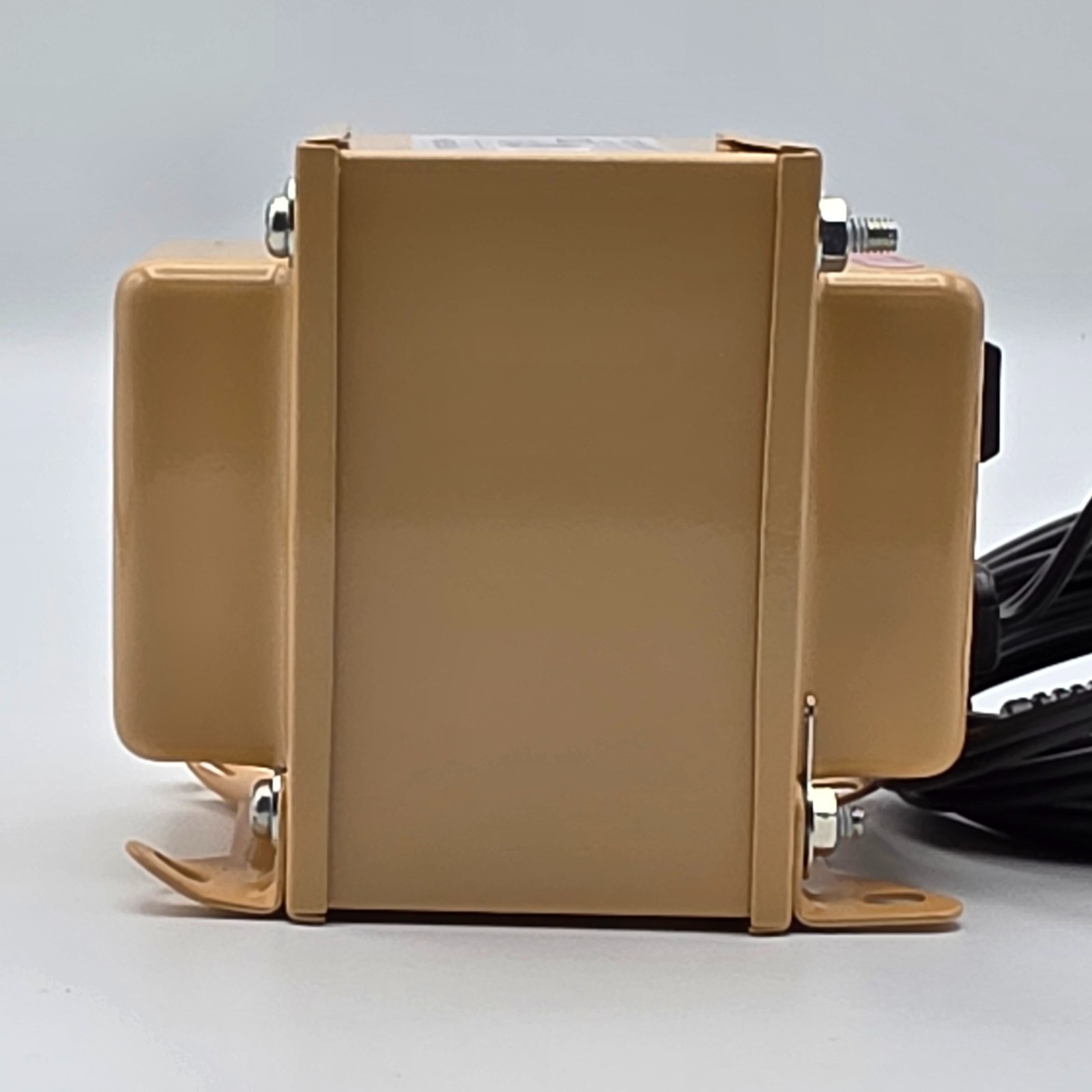 Nissyo NDF-550U Step Down Transformer 110V-130V 550W New From Japan 60018