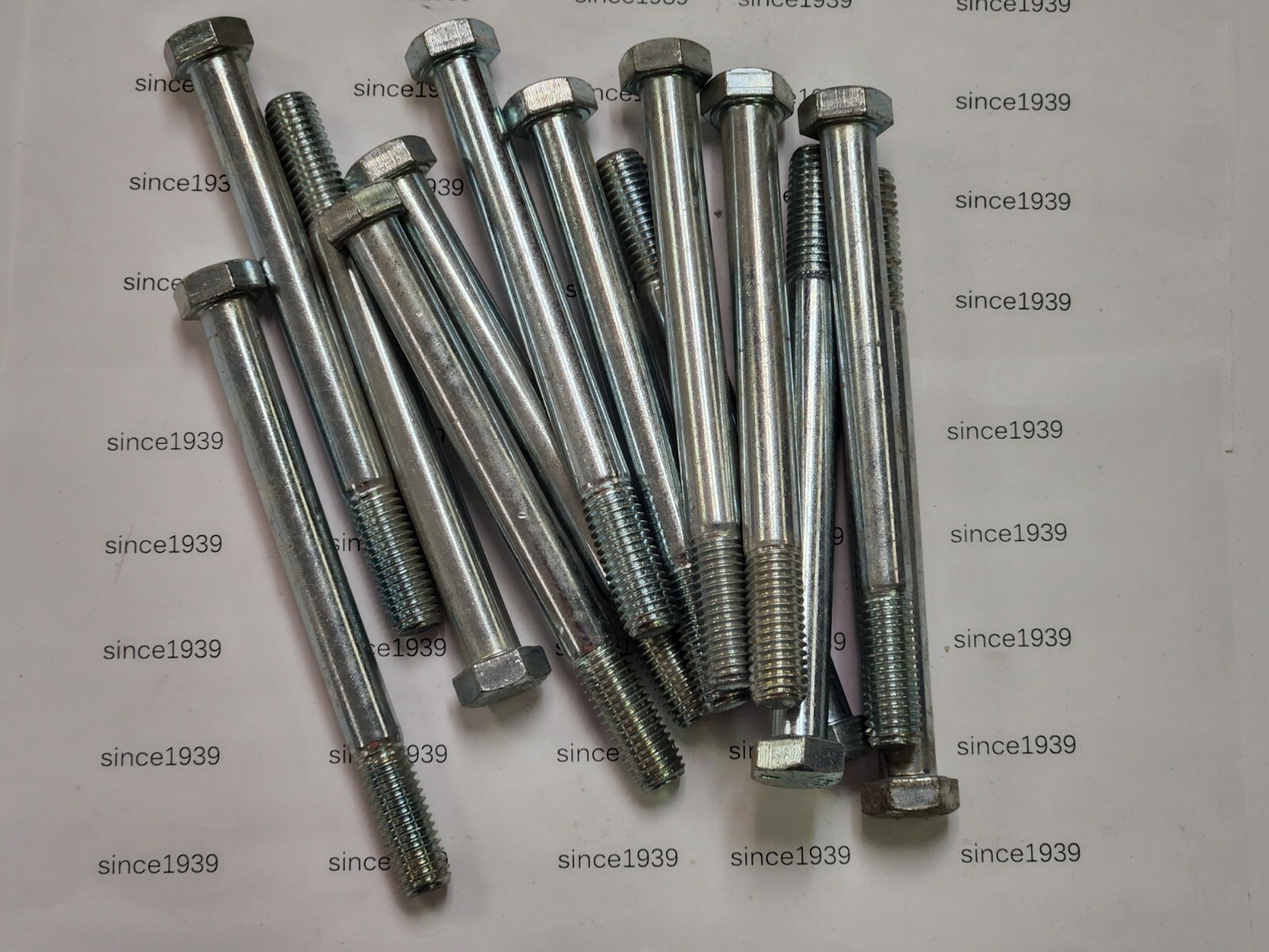 1/2-13 x 5 1/2″ HEX HEAD CAP SCREW GRADE 5, 12 PIECES