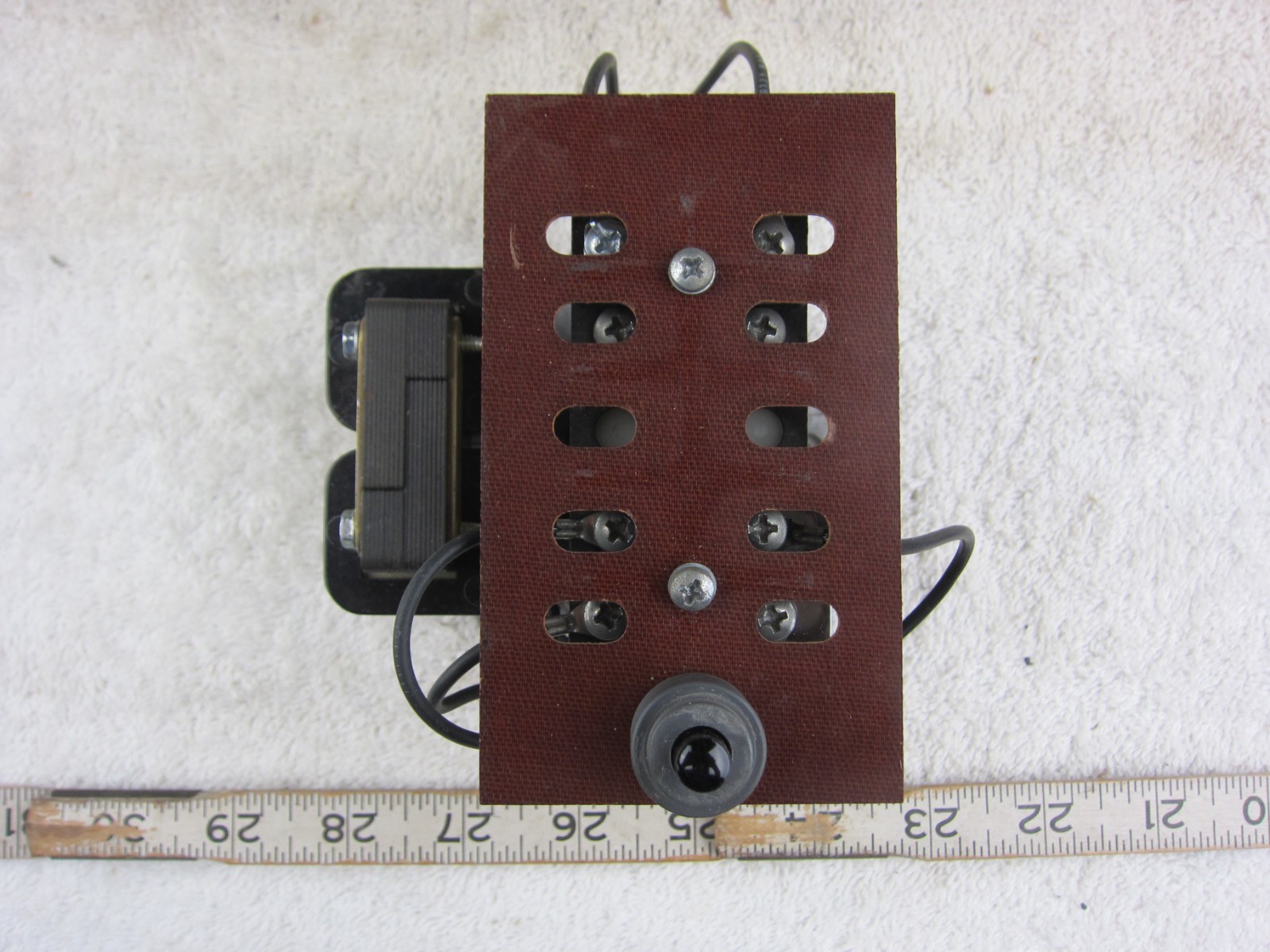Warrick Controls Gems 1D1D0A 115/300V 1NC 1NO Control Relay w Reset, Used
