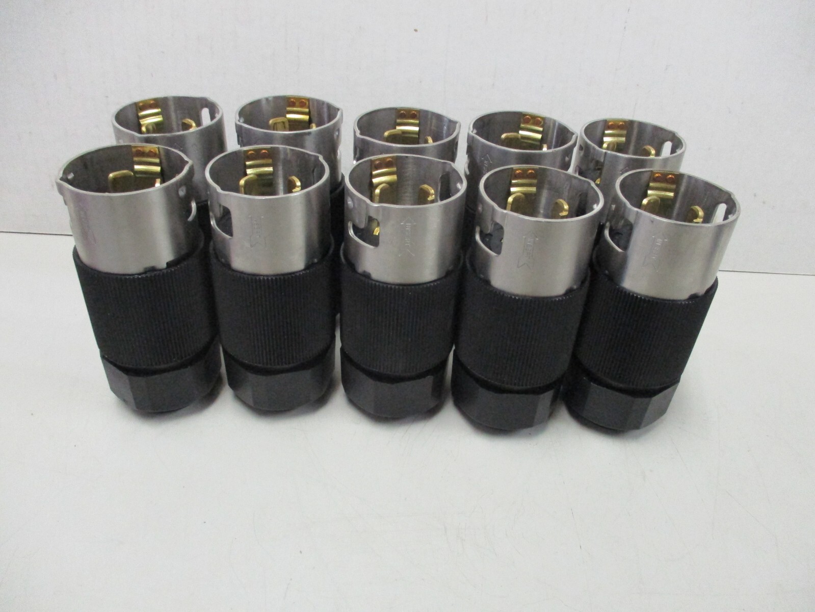 Hubbell CS-8365L 50A 3P 4W 250V 3Ø Twist Lock Plug (Qty 10)