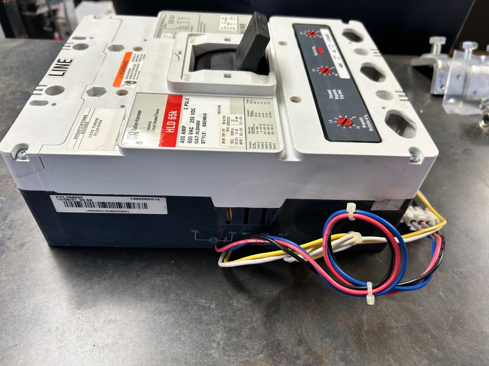 NEW CUTLER HAMMER 400A BREAKER HLD3400W TRIP LT3400T CUTLER-HAMMER SHUNT