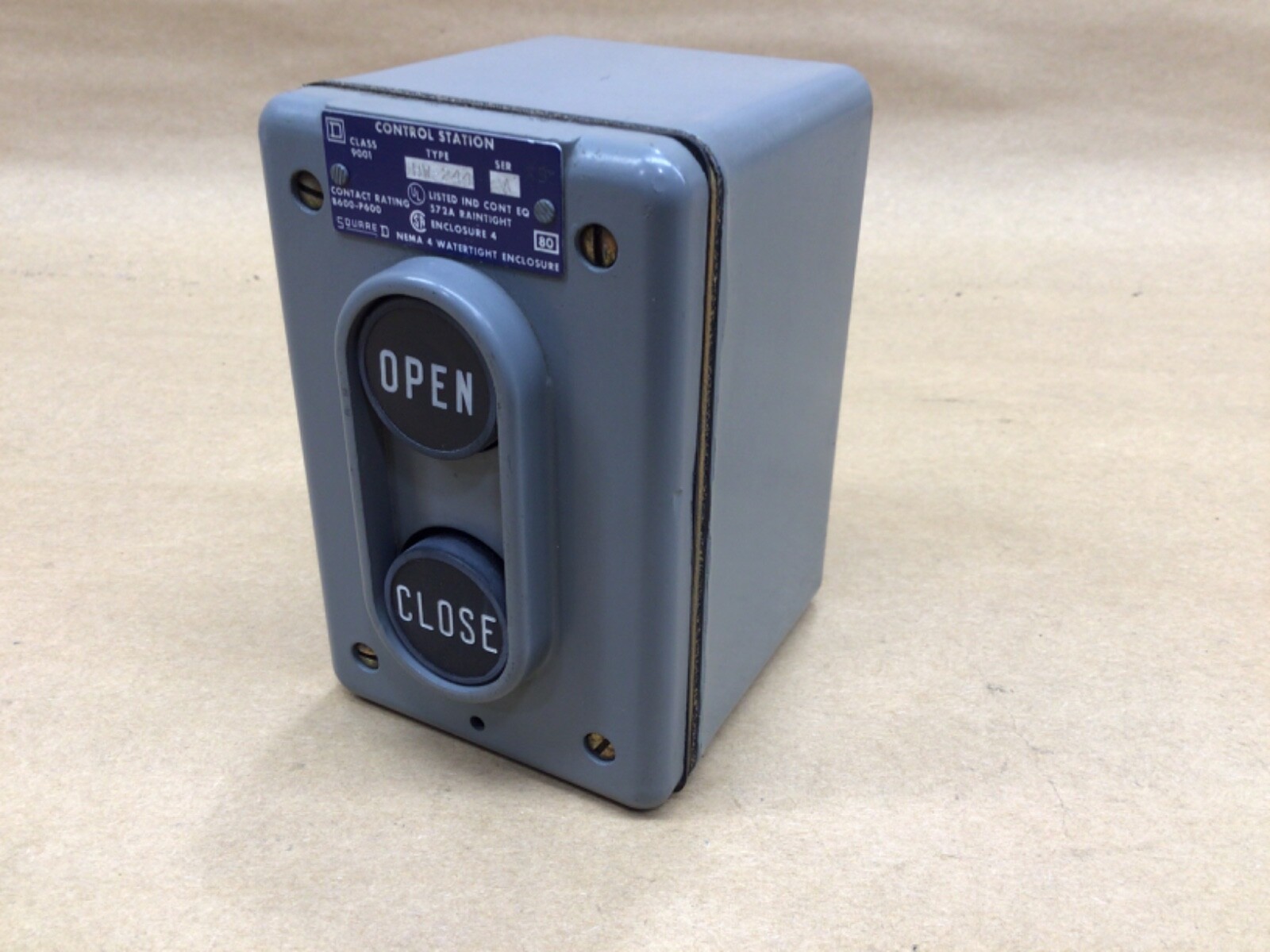 SQUARE D BW-244 Push Button Control Station Open/Close #1046k27iac
